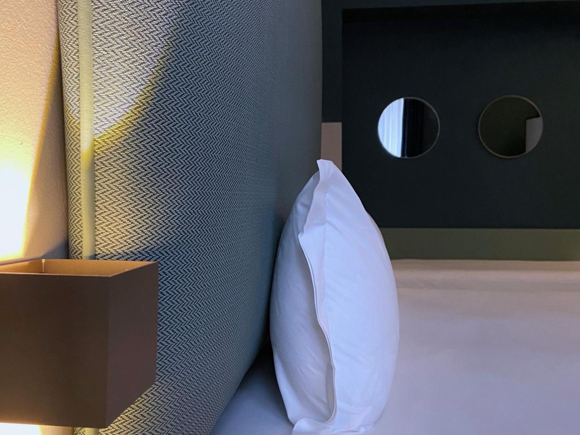 Hotel Av Milan
