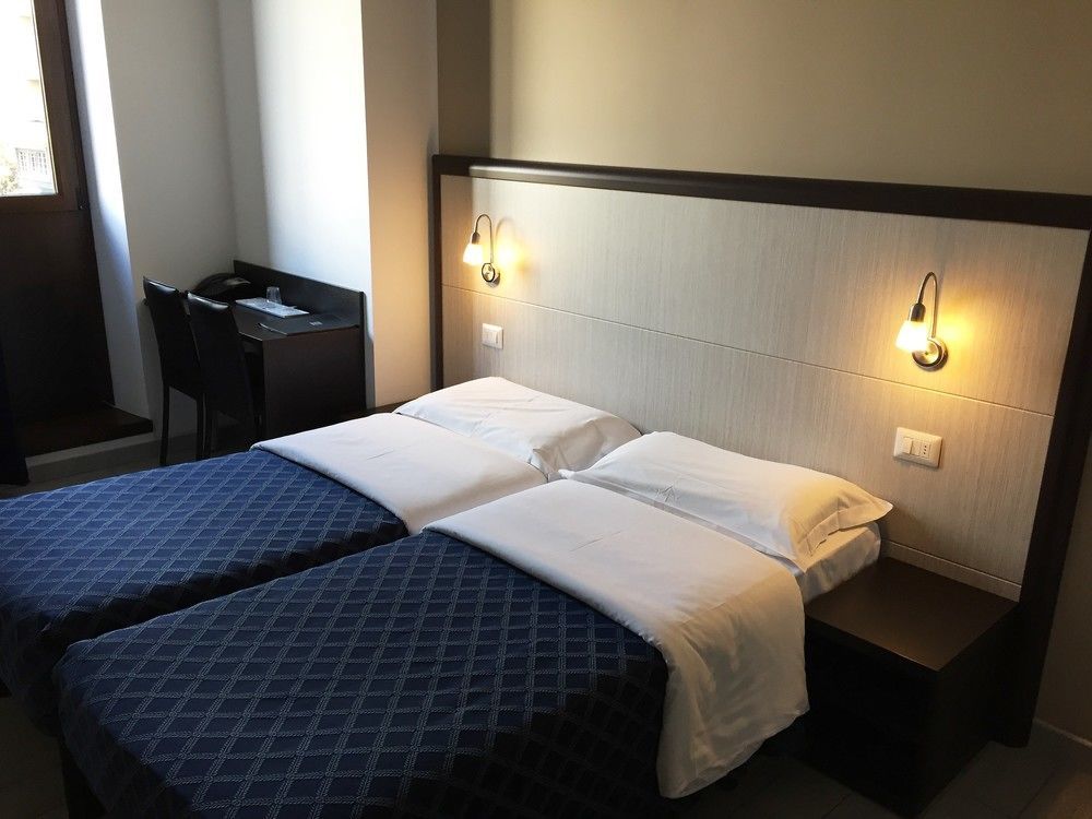 Hotel Esco Milán