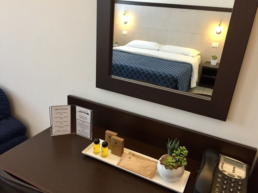 Esco Hotel 2*